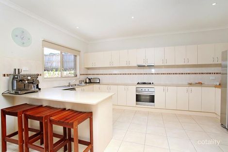Property photo of 31 Bundanoon Avenue Sunbury VIC 3429