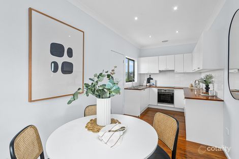 Property photo of 61 Blackman Parade Unanderra NSW 2526