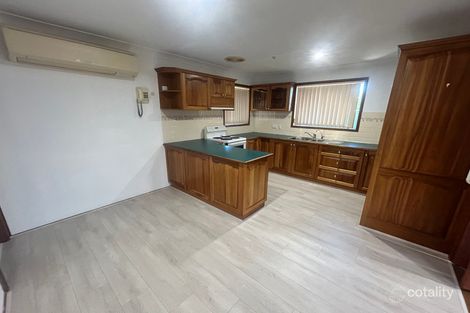 Property photo of 18 Macarthur Drive St Clair NSW 2759