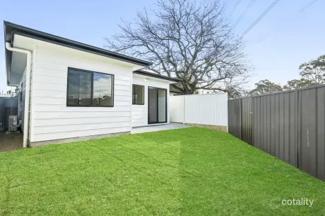 11 Edna Ave, Toongabbie, NSW 2146