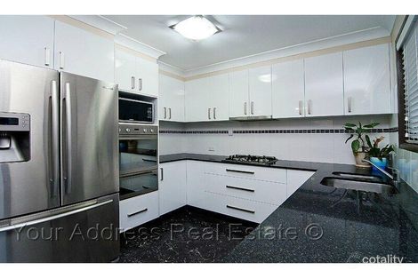 Property photo of 300 Middle Road Boronia Heights QLD 4124