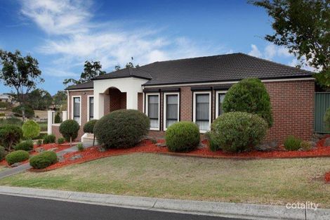 Property photo of 15 Stonebridge Way Attwood VIC 3049