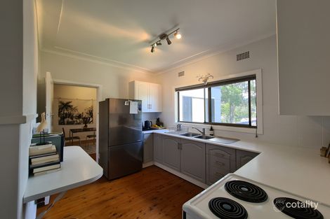 Property photo of 78 Farmborough Road Unanderra NSW 2526