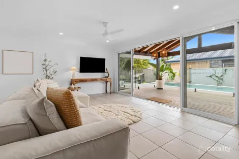 Property photo of 7 Eddy Avenue Kingscliff NSW 2487