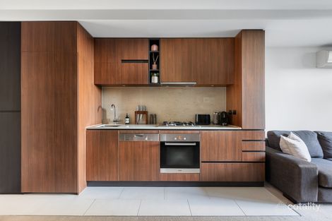 607/229 Toorak Rd, South Yarra, VIC 3141