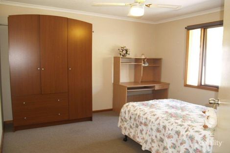 Property photo of 36 Banksia Crescent Parafield Gardens SA 5107