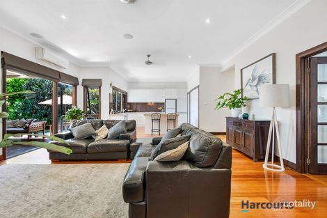 Property photo of 45 Molden Street Bentleigh East VIC 3165