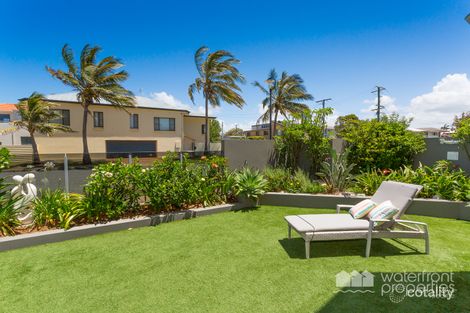 Property photo of 2F Osbourne Street Scarborough QLD 4020