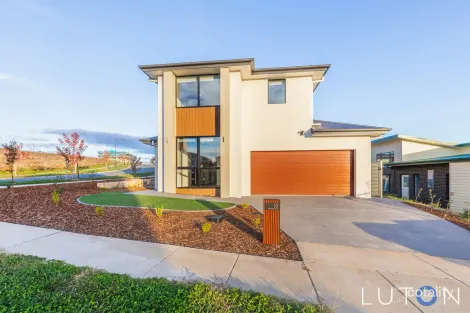 13 Arkwookerum St, Whitlam, ACT 2615