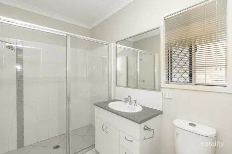 Property photo of 16 Sandon Place Kelso QLD 4815