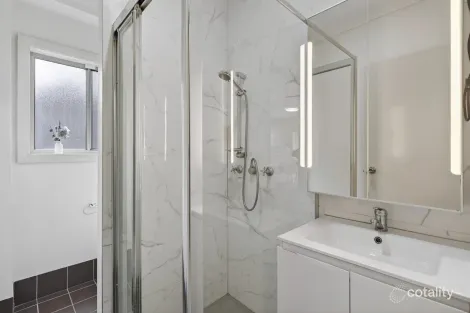 Property photo of 3 Carinya Road Girraween NSW 2145