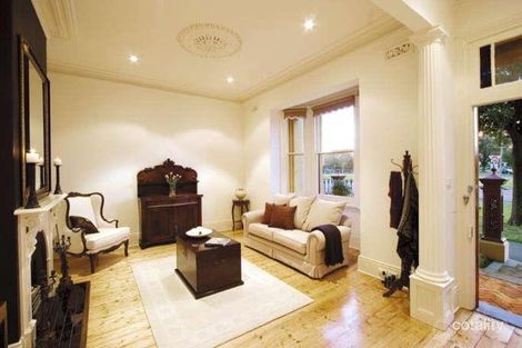 Property photo of 163 Kerferd Road Albert Park VIC 3206