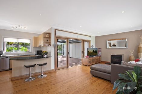 Property photo of 22 Maroa Crescent Allambie Heights NSW 2100