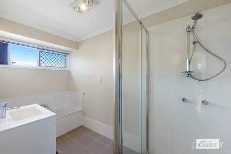 Property photo of 4 Loxton Court Marsden QLD 4132