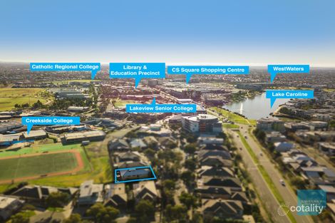 Property photo of 2 Seine Place Caroline Springs VIC 3023