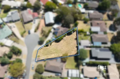 14 Beaumont Ct, Pakenham, VIC 3810