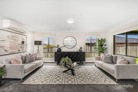Property photo of 1 Bayleaf Street Berwick VIC 3806