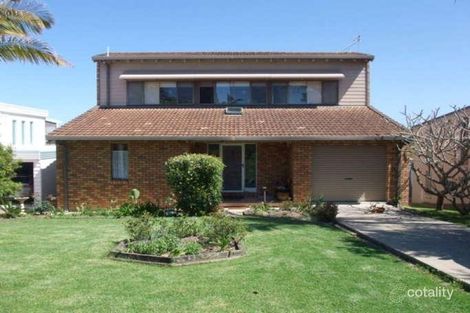 40 Dammerel Cres, Emerald Beach, NSW 2456