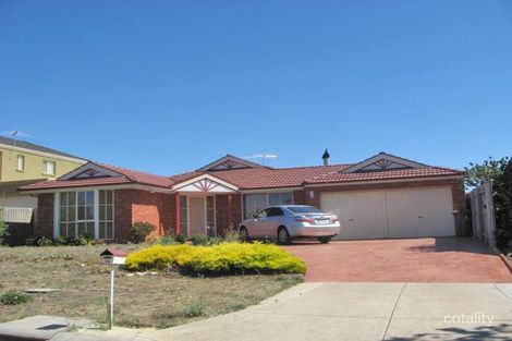 Property photo of 14 Lindsay Court Taylors Lakes VIC 3038