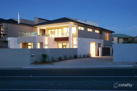 710 Esplanade, Mornington, VIC 3931