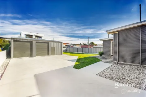 Property photo of 19 Murchison Highway Somerset TAS 7322