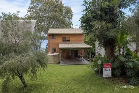 Property photo of 50 Resthaven Drive Lamb Island QLD 4184
