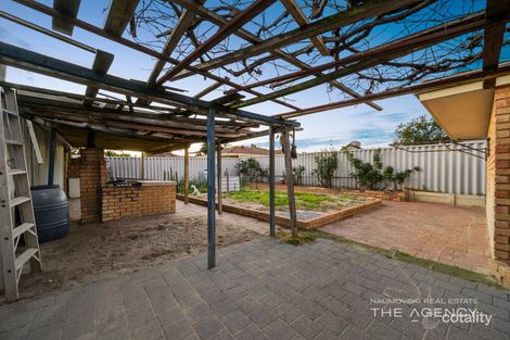 Property photo of 71 Woodward Circle Marangaroo WA 6064