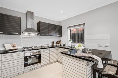 Property photo of 15 Racecourse Road Noble Park VIC 3174