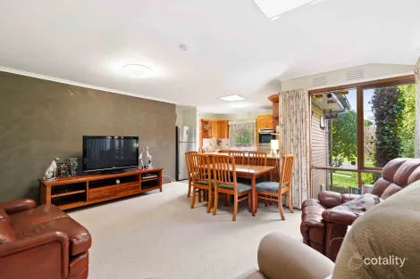 Property photo of 21 Toirram Road Mount Waverley VIC 3149