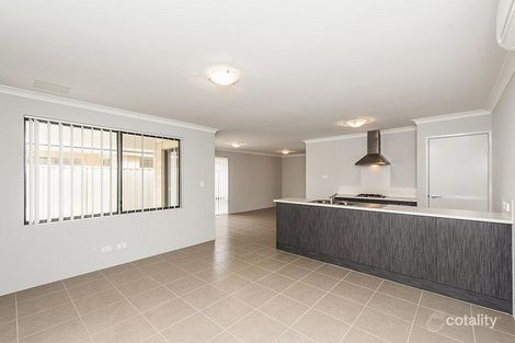 Property photo of 12 Vignerons Loop Hocking WA 6065