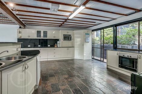 Property photo of 25 The Drive Bardon QLD 4065