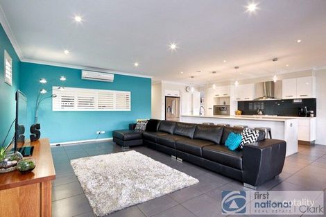 Property photo of 11 Kensington Drive Warragul VIC 3820