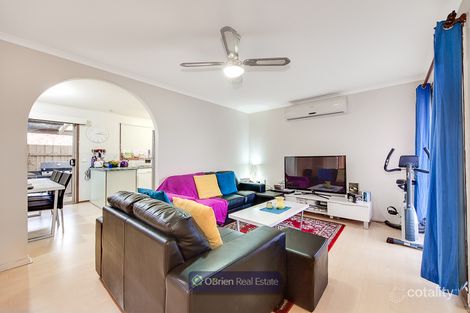 Property photo of 64 Willora Crescent Cranbourne West VIC 3977