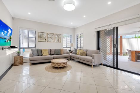 Property photo of 4 Garling Avenue West Hoxton NSW 2171