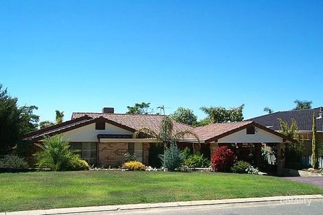 18 Congressional Cres, Connolly, WA 6027