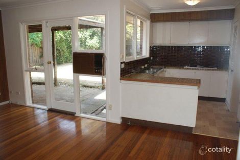 Property photo of 10 Golden Grove Glen Waverley VIC 3150