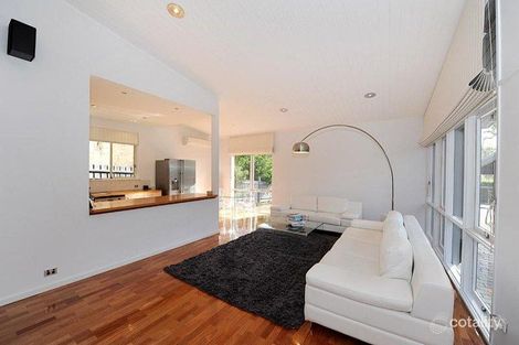 Property photo of 4 Bond Street Mount Waverley VIC 3149