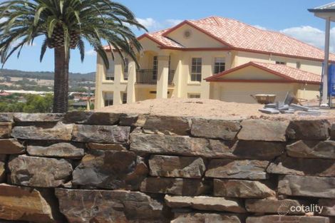 5 Olde Coach Rd, Greenwith, SA 5125