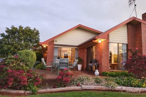 Property photo of 12 Sisters Beach Road Boat Harbour TAS 7321