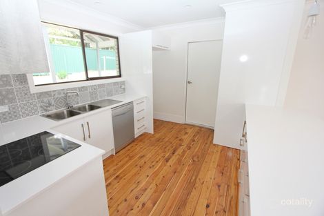Property photo of 3 Roba Place Ashmore QLD 4214