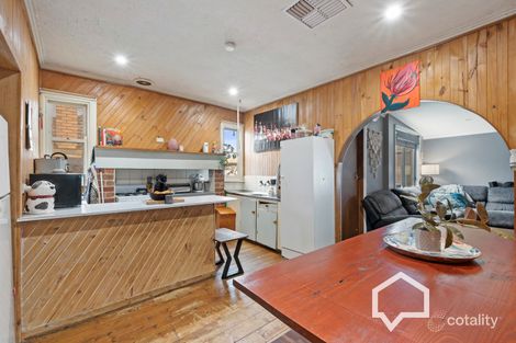 Property photo of 8 Koomba Street White Hills VIC 3550