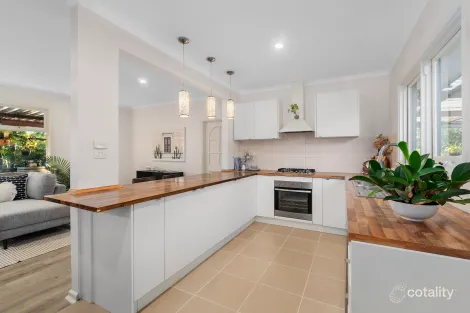 Property photo of 17 Matlock Road Wantirna South VIC 3152