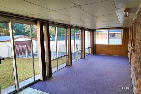 Property photo of 57 Devonshire Crescent Oak Flats NSW 2529