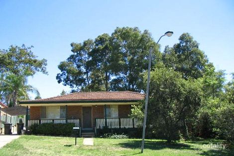 4 Boonabilla Cl, Maryland, NSW 2287