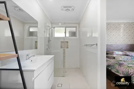 Property photo of 9 Troon Place St Andrews NSW 2566