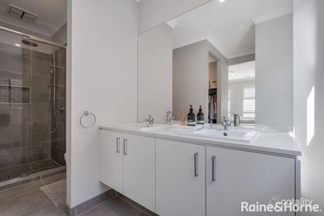 Property photo of 6 Morang Street Mickleham VIC 3064