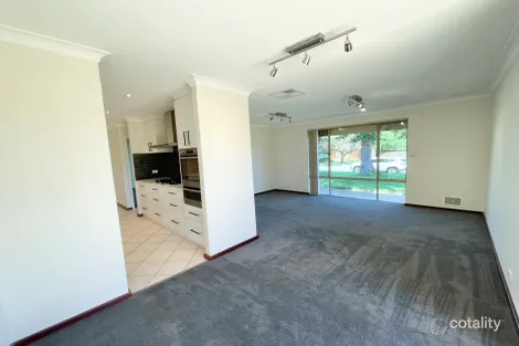 Property photo of 15 Combellack Way High Wycombe WA 6057