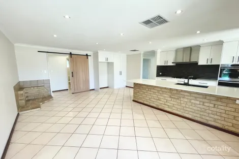 Property photo of 15 Combellack Way High Wycombe WA 6057