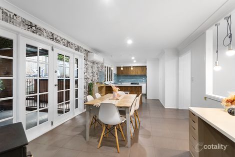 Property photo of 19 Donnegal Drive Kallangur QLD 4503
