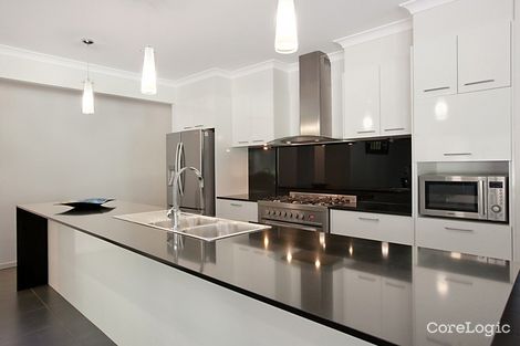 Property photo of 226 Northlakes Drive Cameron Park NSW 2285